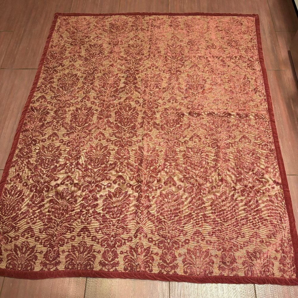Vintage Damask throw